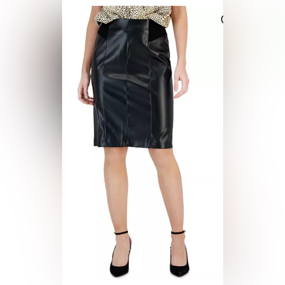 NWOT I.N.C. International Concepts
Women's Faux-Leather Pencil Skirt
